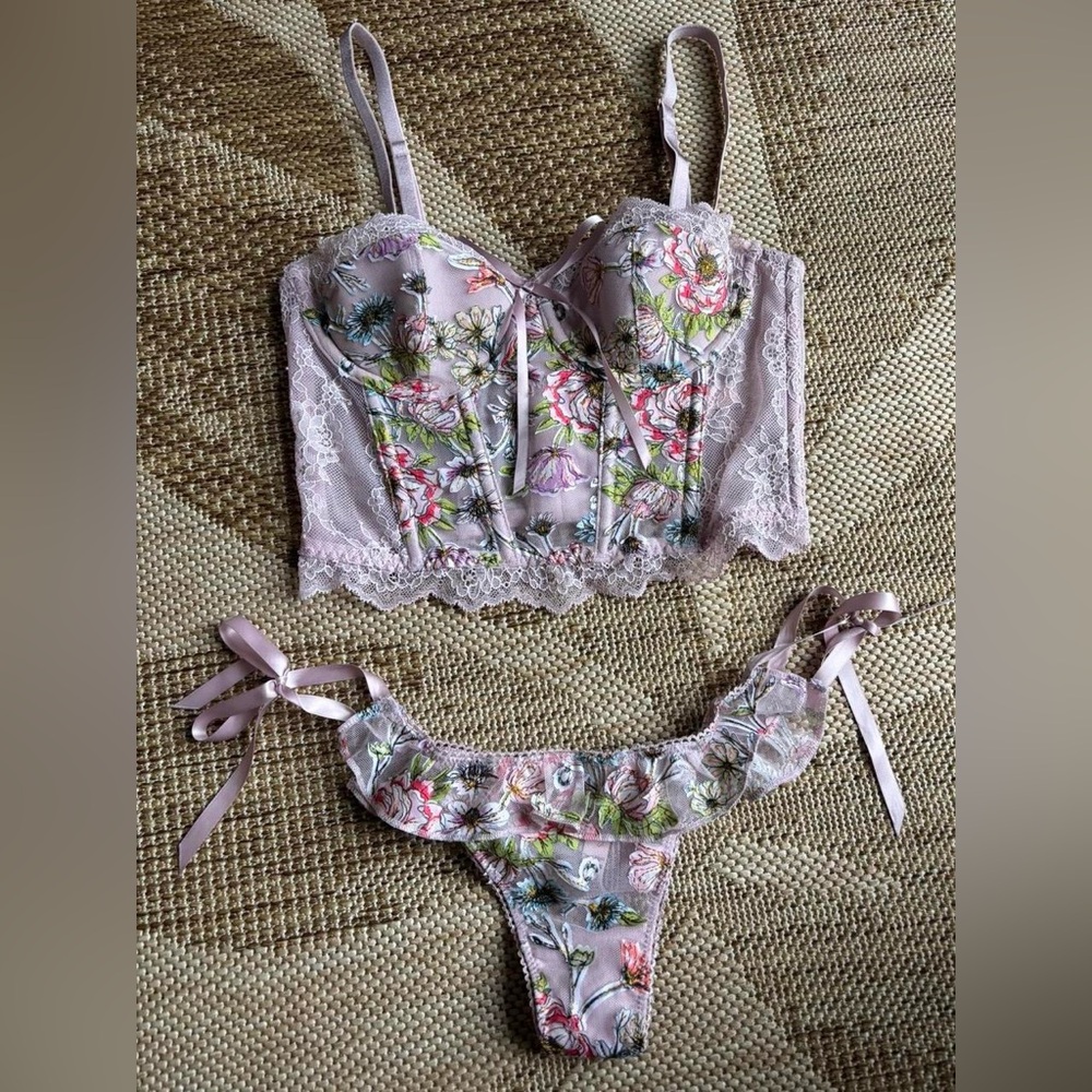 Victoria’s Secret Dream Angels Corset and Panty Lingerie Set